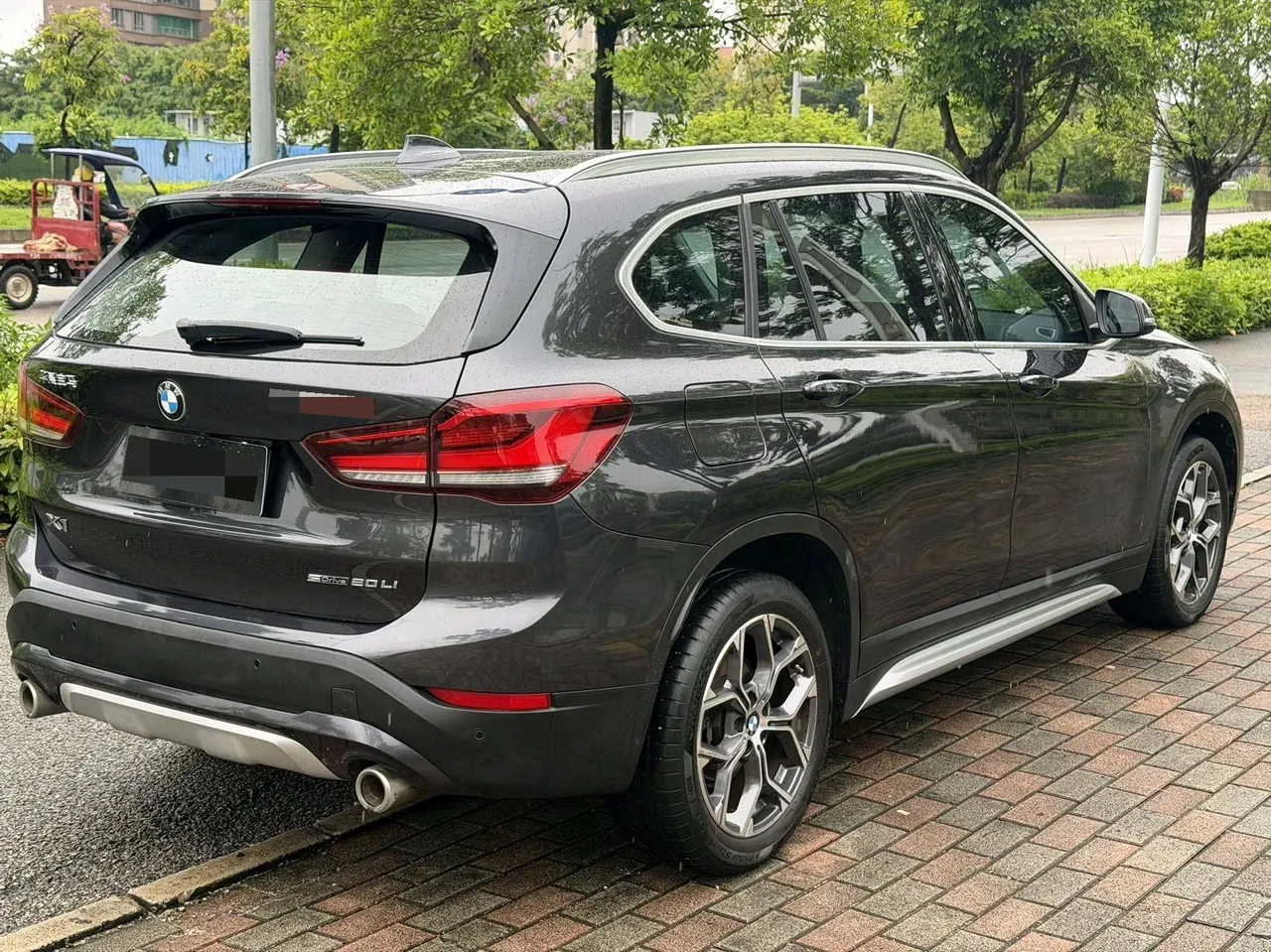 BMW 2021 X1 sDrive20Li 1.5T exclusive automatic gear 7