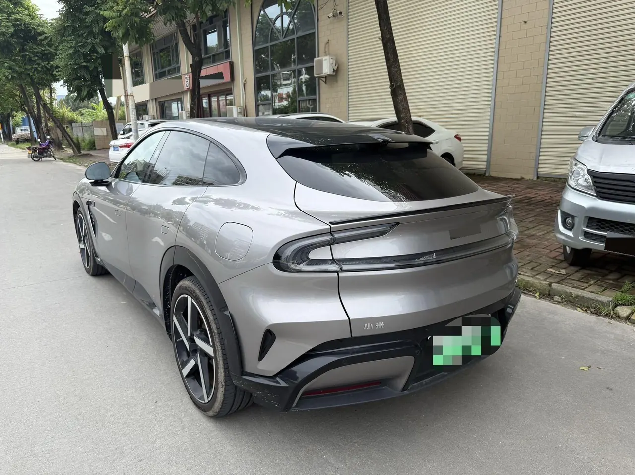 MI 2025 YU7 Long Endurance High Performance Four-wheel Drive Max Edition Automatic Gear 5