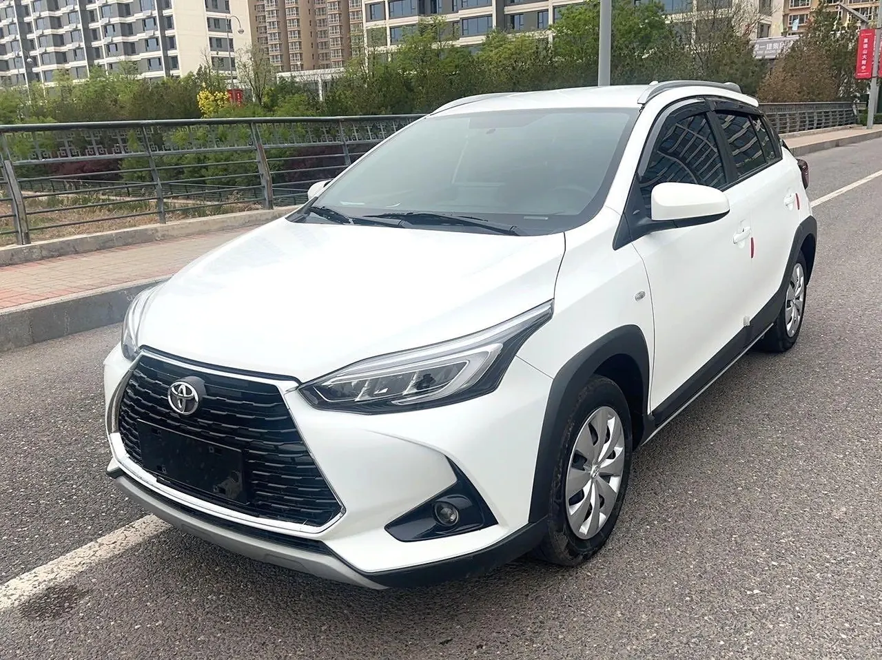 Открыть галерею: Toyota yaris 2022 YARiS L to dazzle 1.5 stepless leading PLUS version of automatic gear