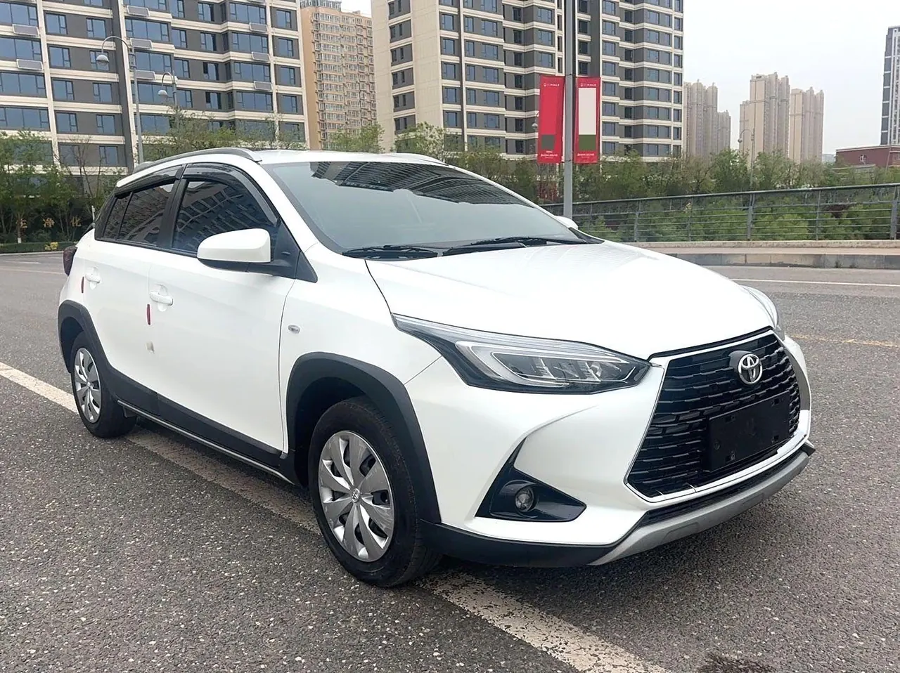 Toyota yaris 2022 YARiS L to dazzle 1.5 stepless leading PLUS version of automatic gear 3