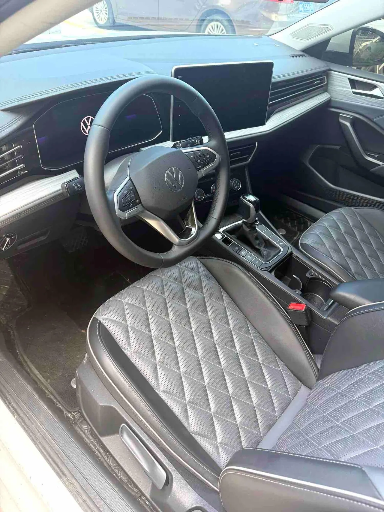 Volkswagen 2025 Sagittarius 1.5TSI 300TSI Excellence Edition (Modified) Automatic Gear 5