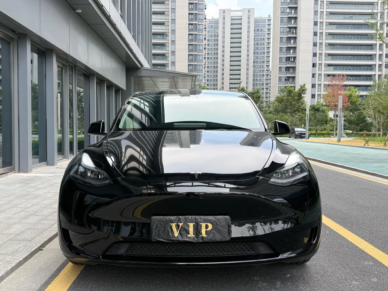 Tesla 2022 Model Y rear-wheel drive version (facelift) automatic gear 2