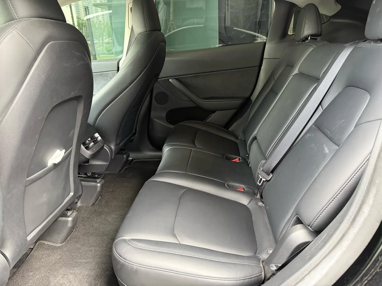 Tesla 2022 Model Y rear-wheel drive version (facelift) automatic gear 5