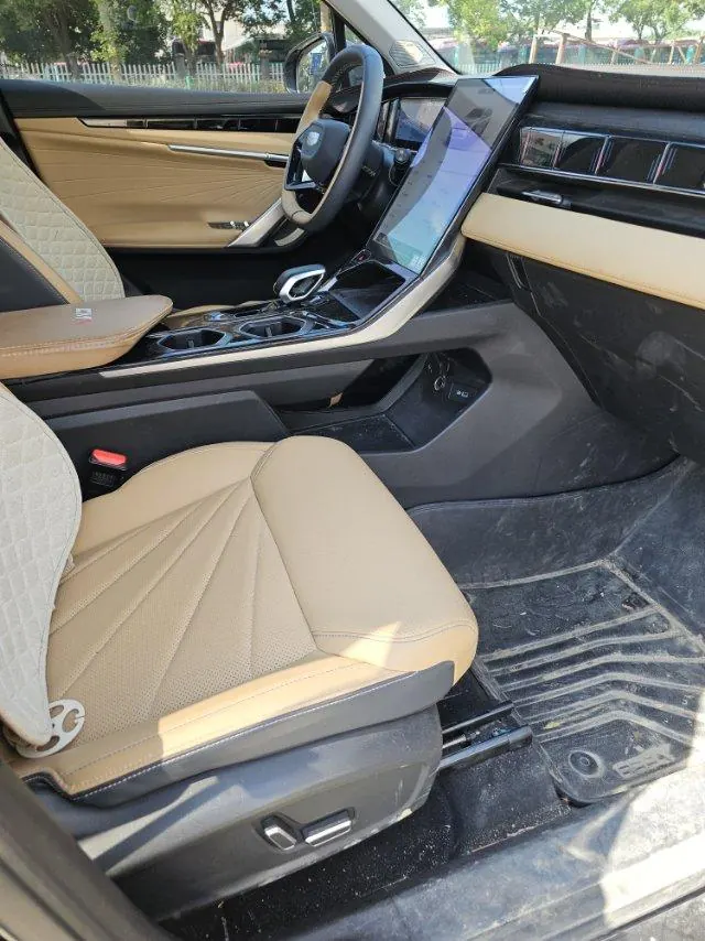 Geely 2023 Boyue L 1.5TD Honorable Automatic Transmission 4