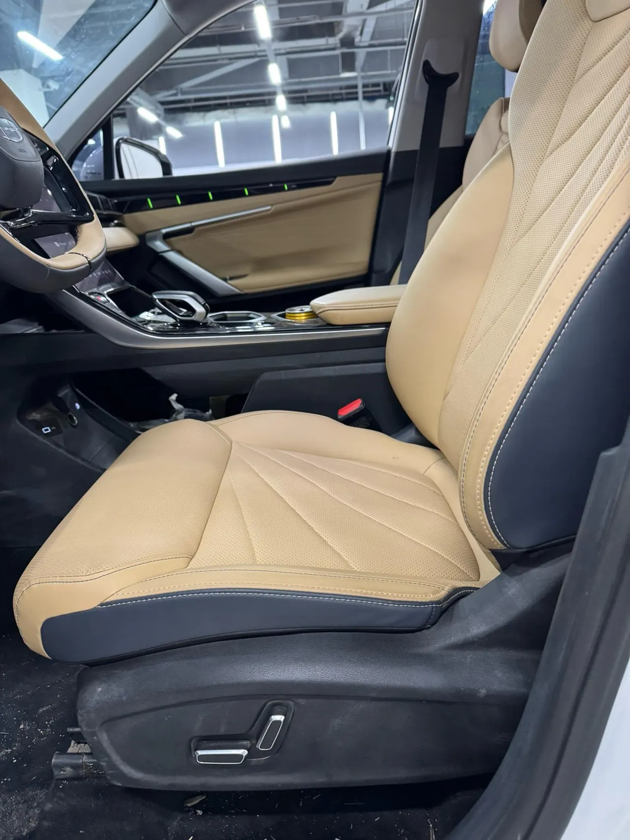 Geely 2023 Boyue L 1.5TD Honorable Automatic Transmission 2