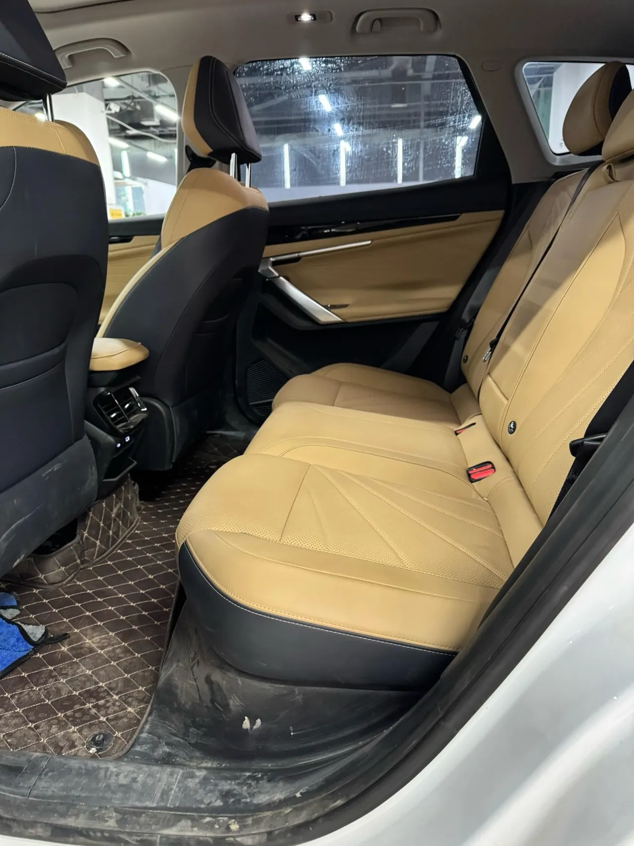Geely 2023 Boyue L 1.5TD Honorable Automatic Transmission 3