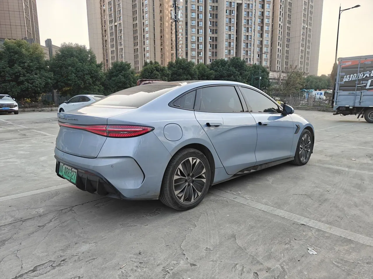 BYD 2023 Seal Champion Edition 550km Honorable Automatic Gear 8