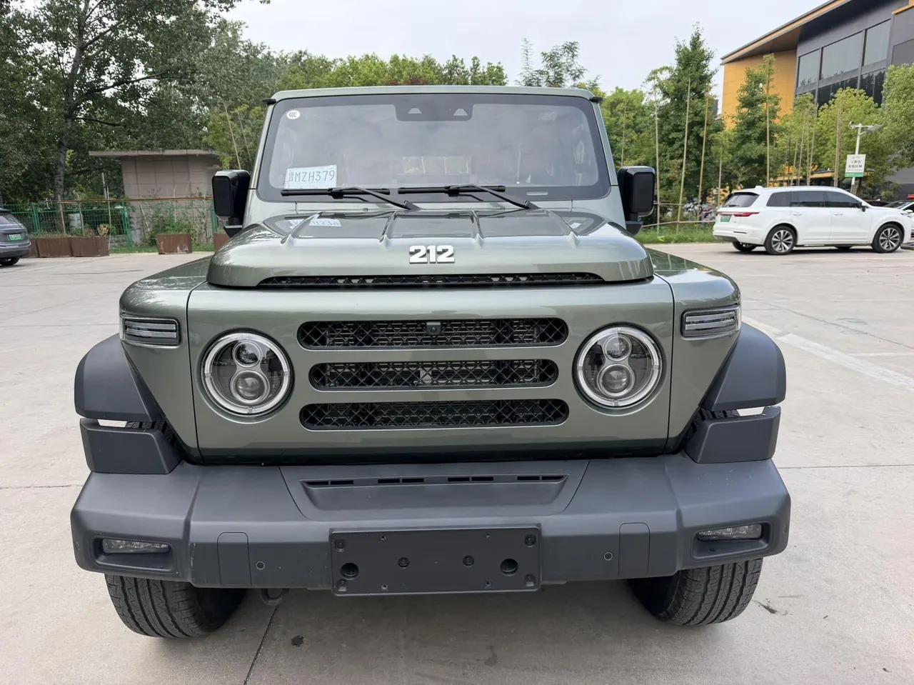 212 2024 T01 2.0T Explorer Automatic 2