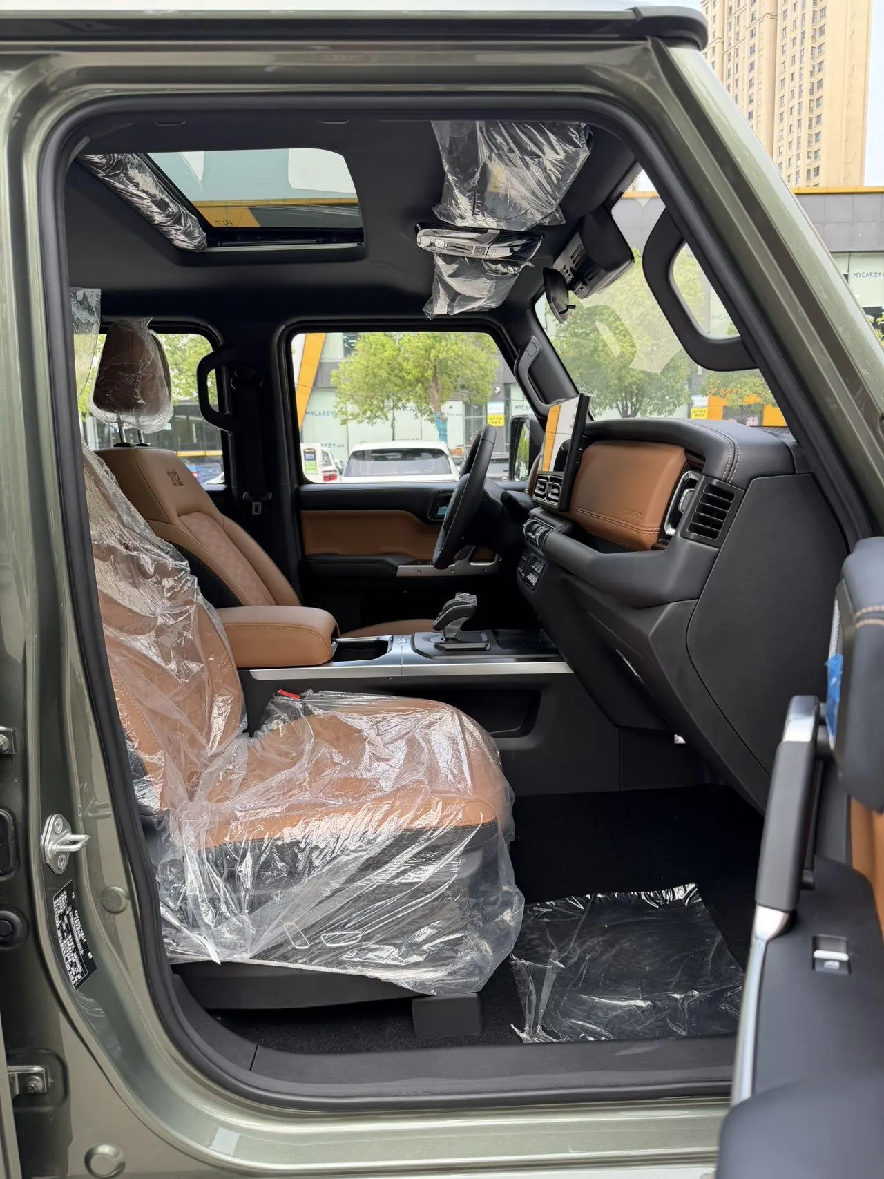 212 2024 T01 2.0T Explorer Automatic 9
