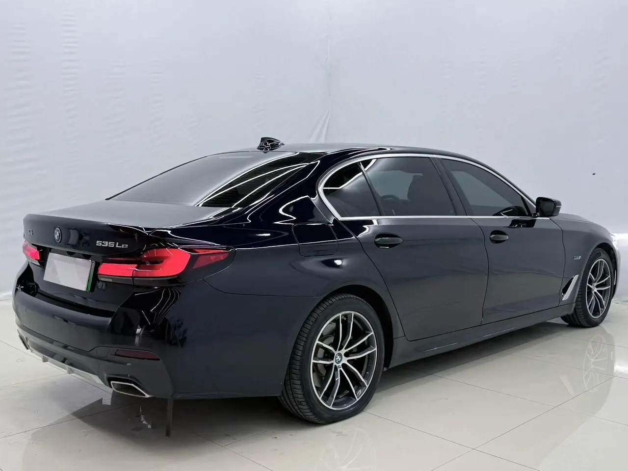 BMW 5 New Energy 2022 535Le 2.0T Pioneer Edition M Sports Suit (Change 3) Automatic Gear 7