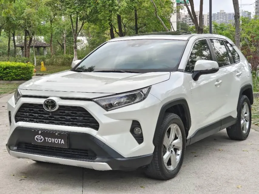 Toyota 2021 RAV4 Rongbo 2.0 Stepless Two-Drive Fashion Edition Automatic Gear - View 1