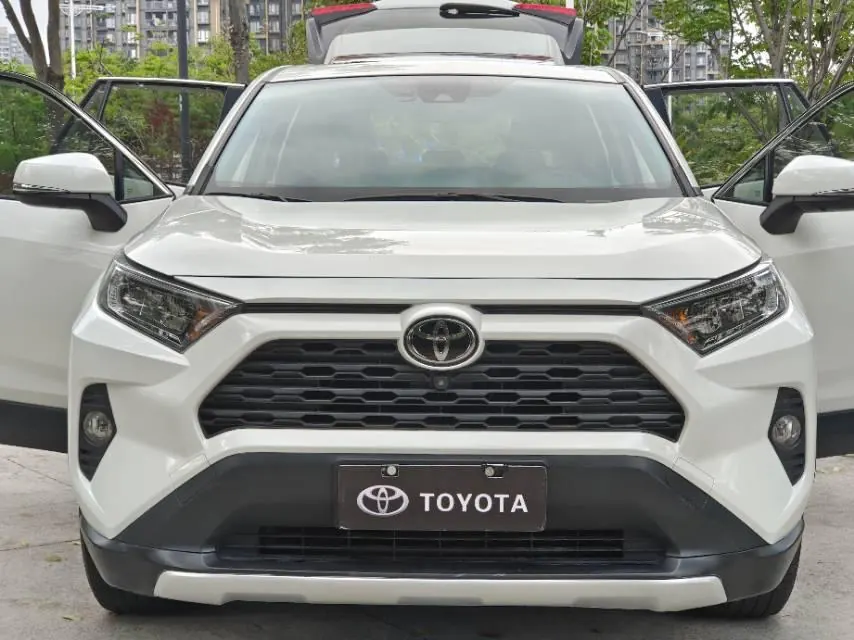 Toyota 2021 RAV4 Rongbo 2.0 Stepless Two-Drive Fashion Edition Automatic Gear 2