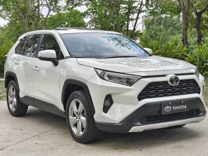 Toyota 2021 RAV4 Rongbo 2.0 Stepless Two-Drive Fashion Edition Automatic Gear 3