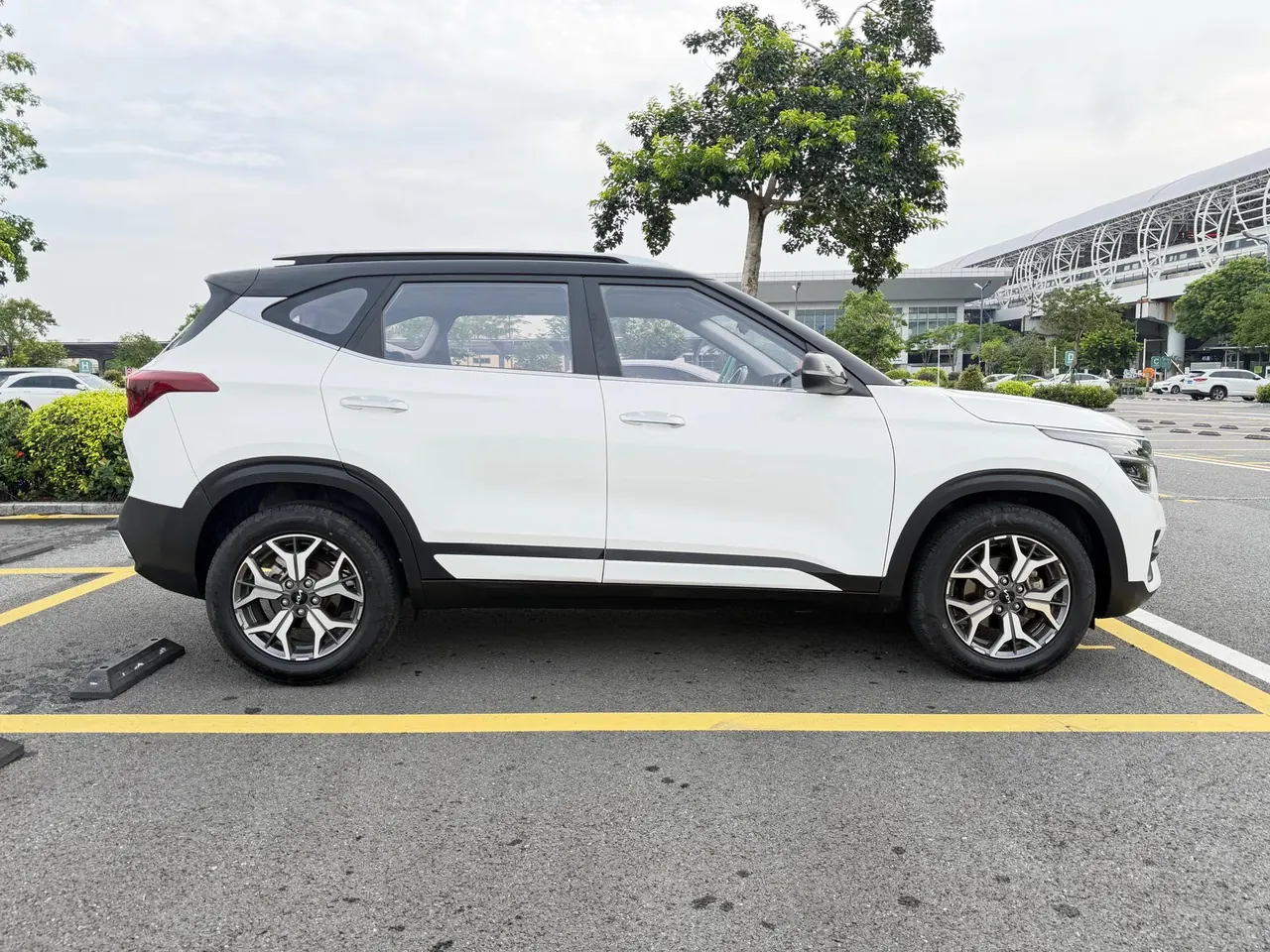 Kia 2021 KX3 (Pride) 1.5 Stepless New Edition Automatic Gear 4