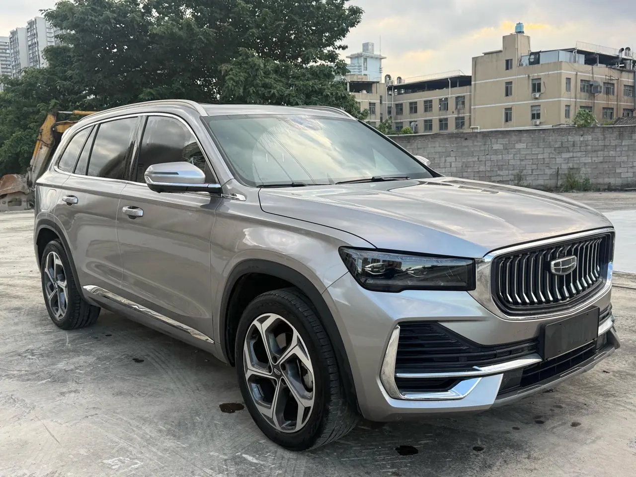 Geely 2024 XingyueL (Monjaro) 2.0TD EVO Two-Drive Long Wind Edition Automatic Gear 3