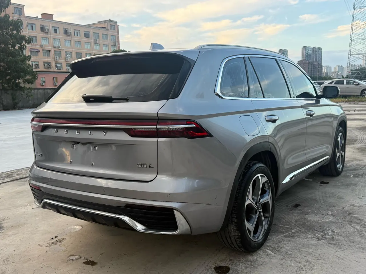 Geely 2024 XingyueL (Monjaro) 2.0TD EVO Two-Drive Long Wind Edition Automatic Gear 7