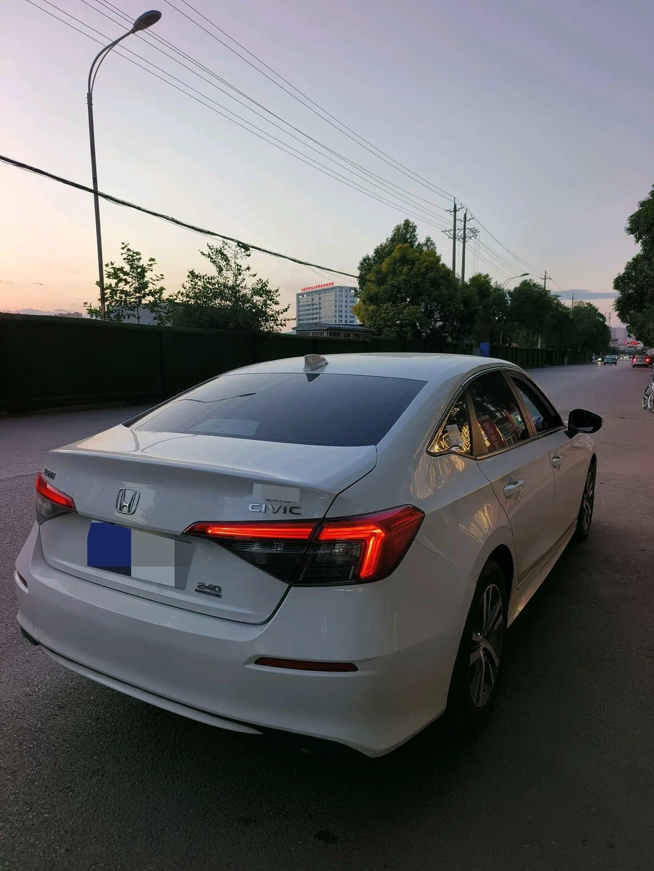 Honda 2023 Civic 1.5T CVT 240TURBO Sporty Edition Automatic 4