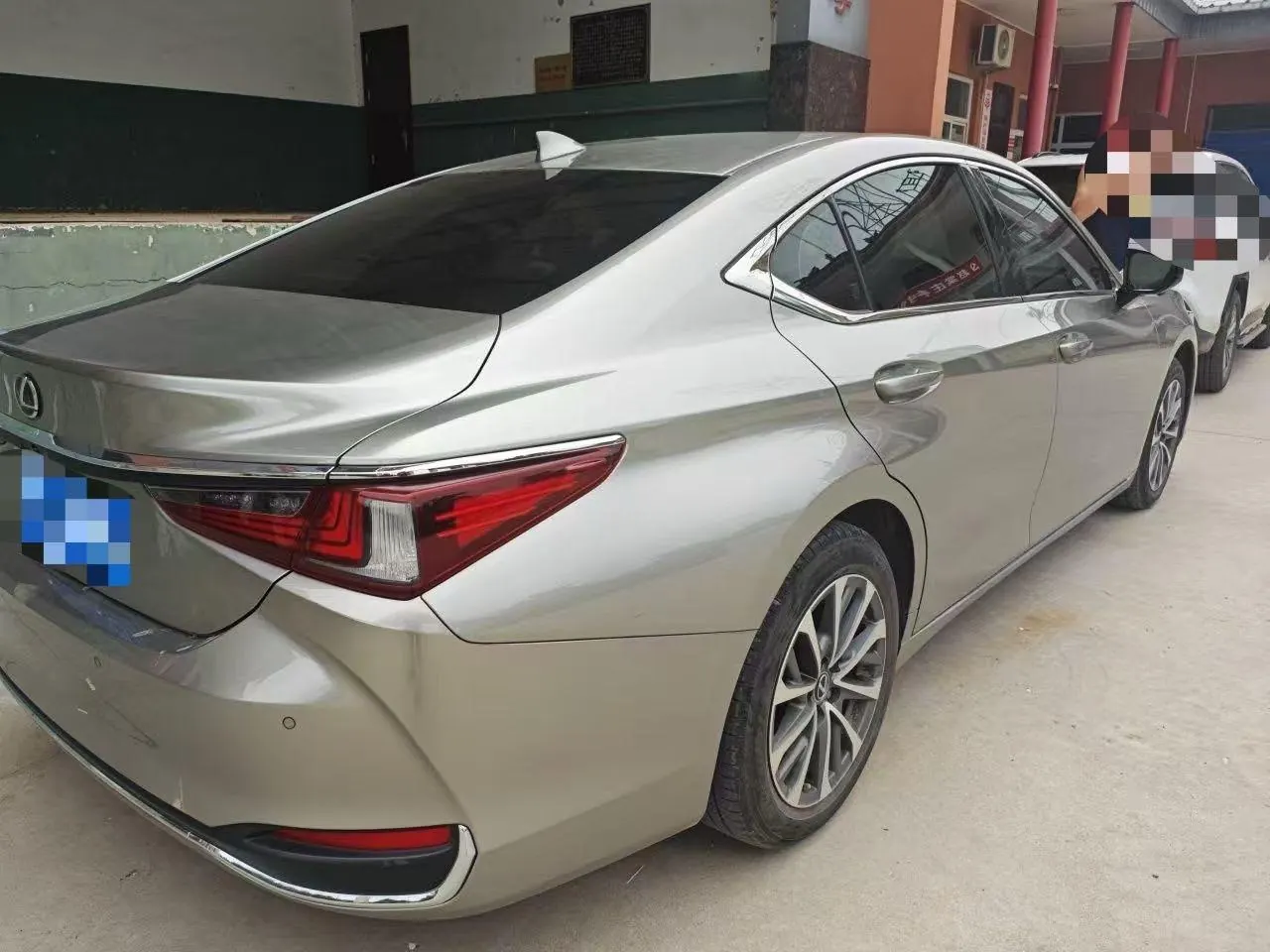 Lexus ES (Imported) 2023 ES200 2.0 Stepless Deluxe Edition Automatic Gear 4