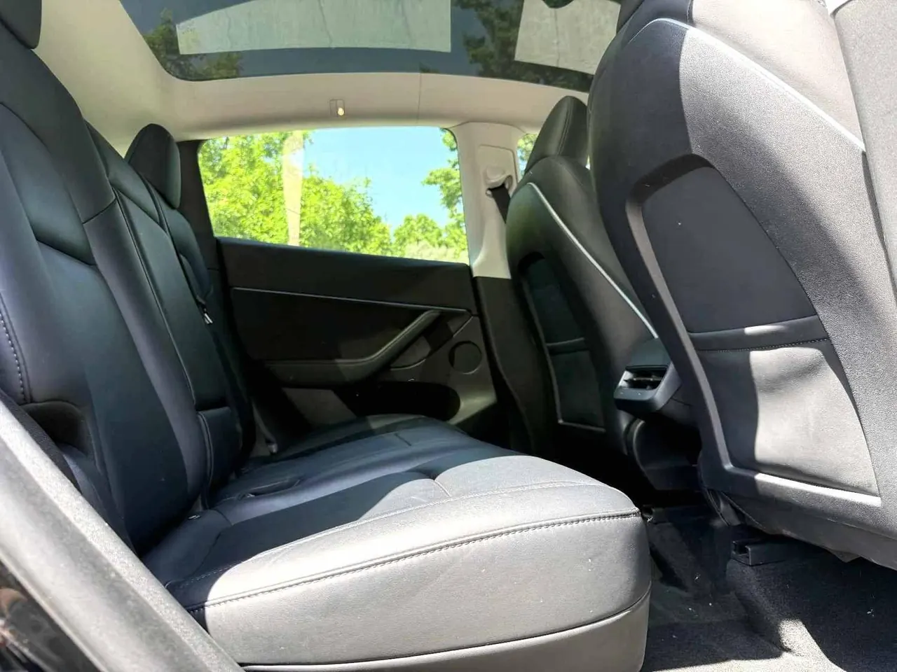 Tesla 2022 Model Y rear-wheel drive version (facelift) automatic gear 12