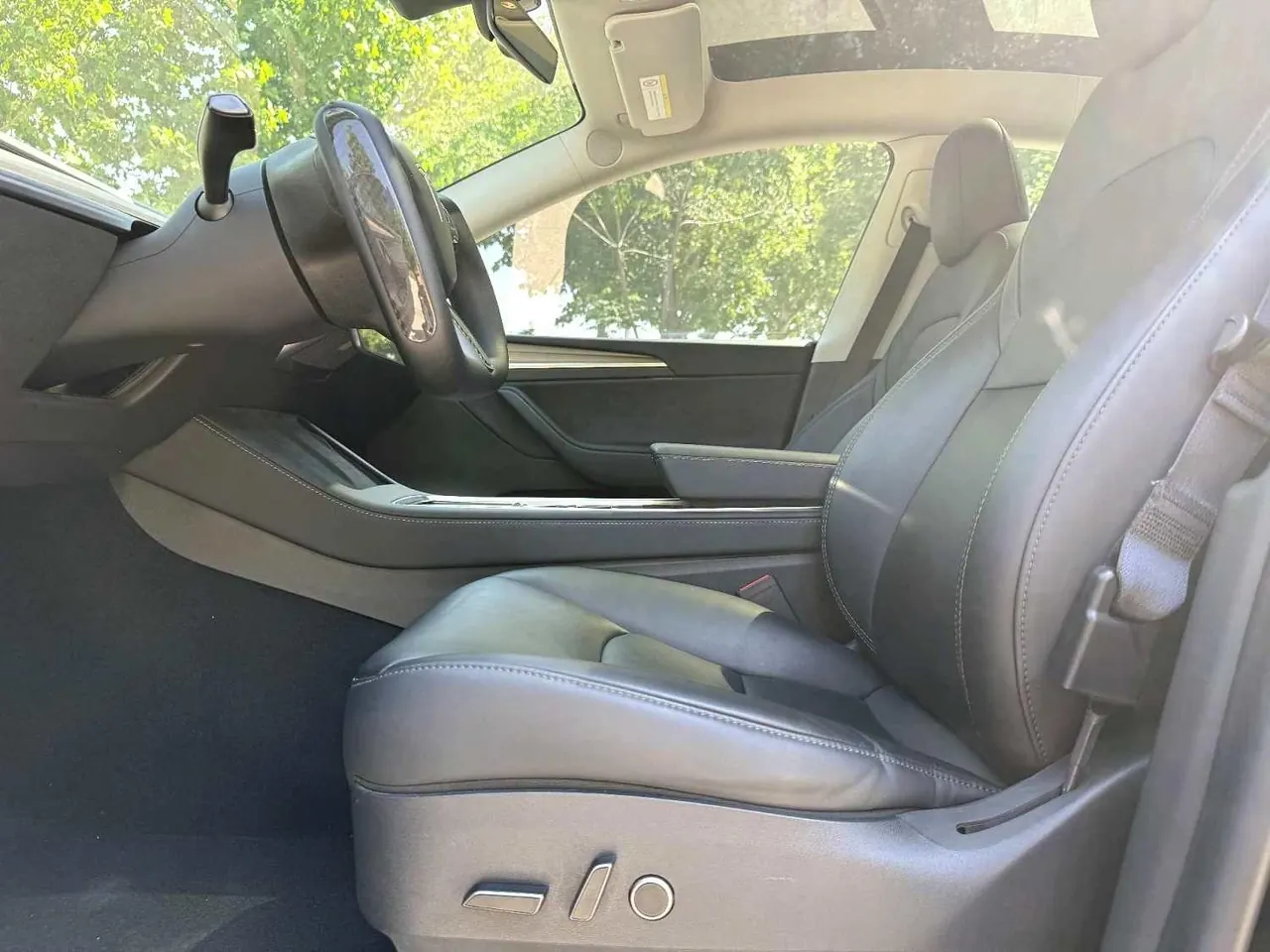 Tesla 2022 Model Y rear-wheel drive version (facelift) automatic gear 9