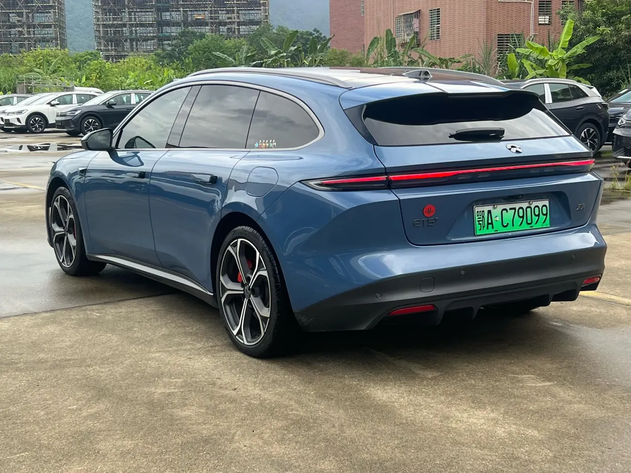 NIO 2023 ET5T 75kWh Touring automatic 3