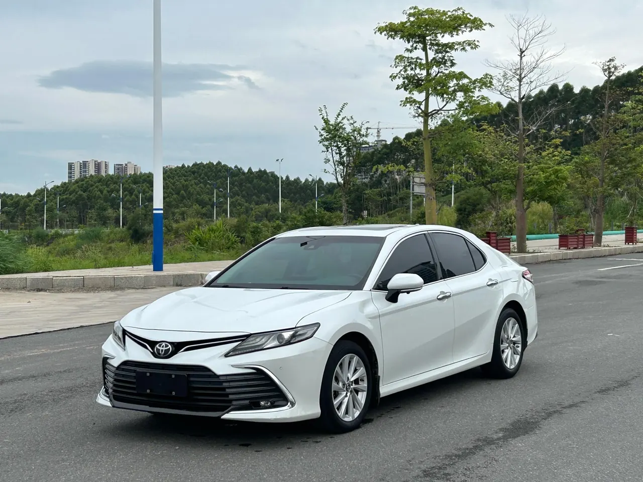 Toyota 2021 Camry 2.0G Stepless Deluxe Edition Automatic Gear - View 1