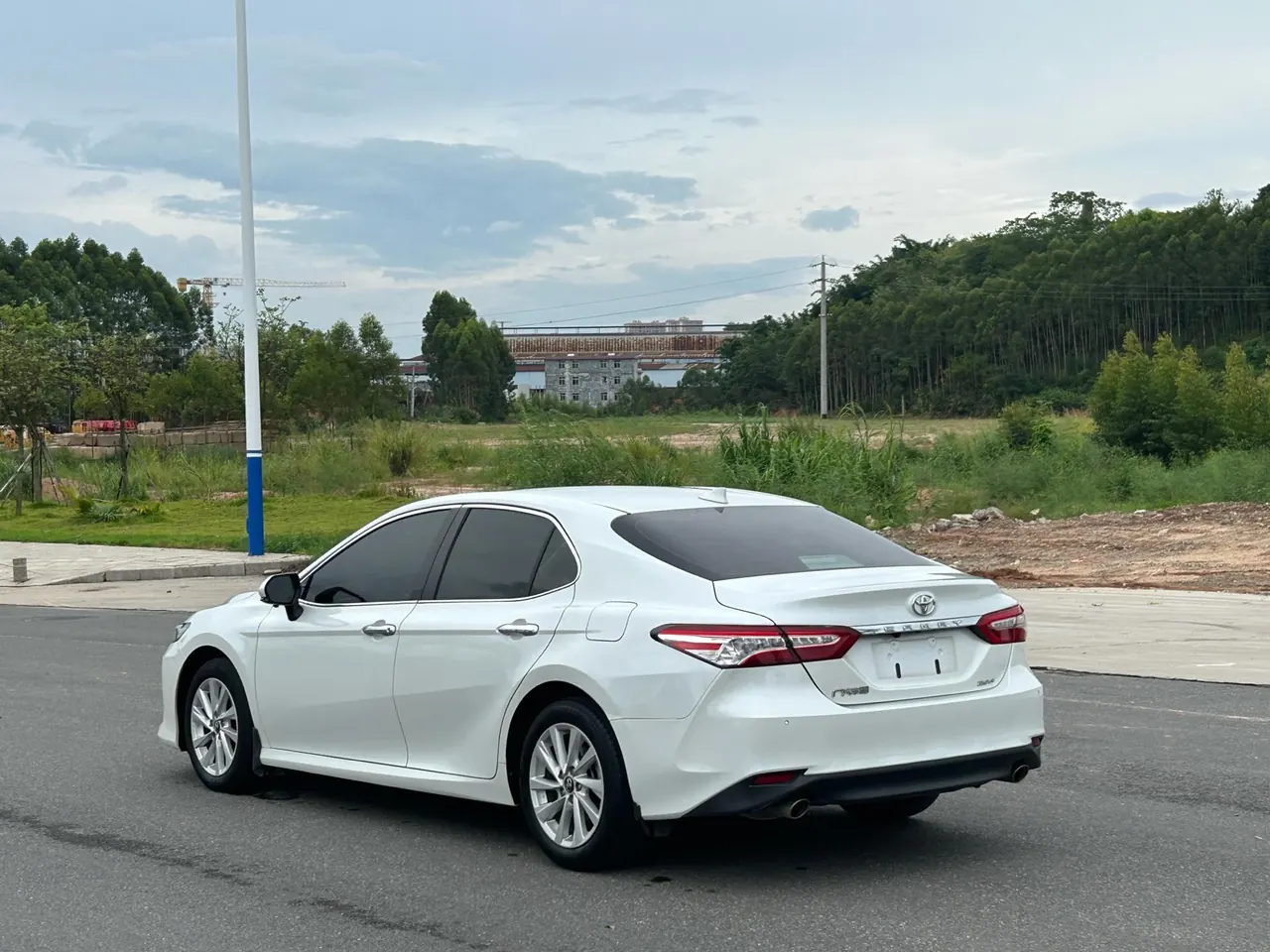 Toyota 2021 Camry 2.0G Stepless Deluxe Edition Automatic Gear 6