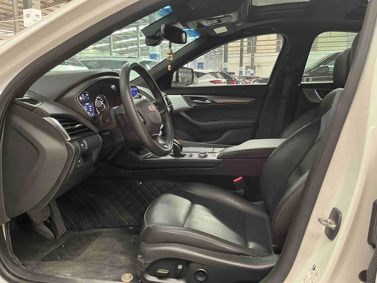 Cadillac 2022 CT5 2.0T 28T luxury automatic gear 2