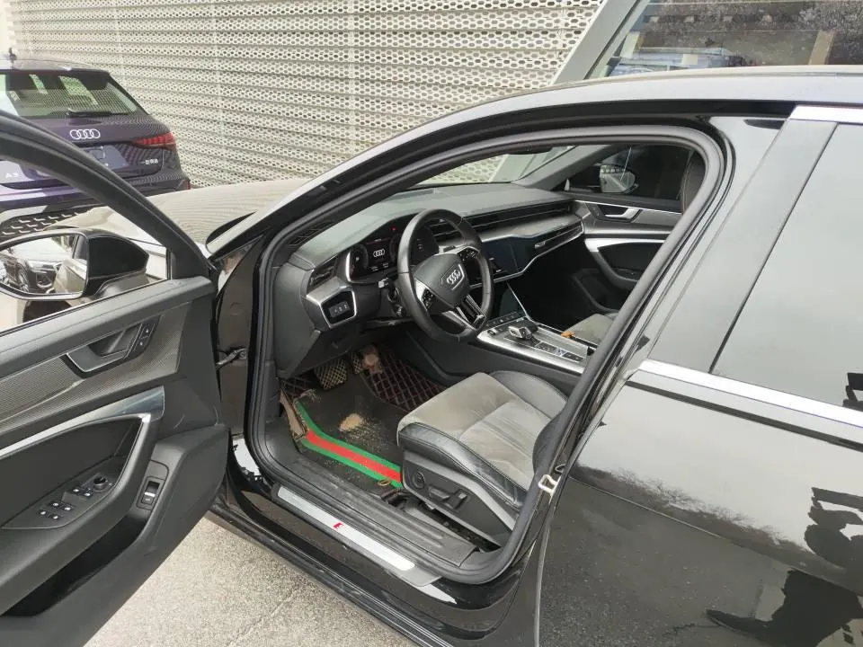Audi 2021 A6L 2.0TFSI 45TFSI Selected Dynamic Automatic 5