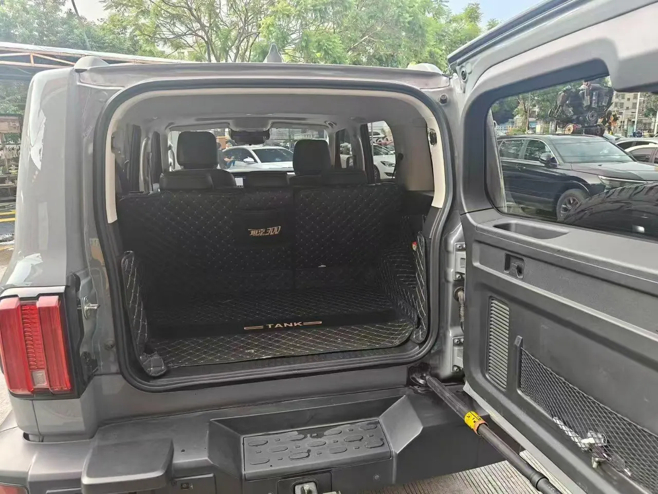 Tank 2021 Tank 300 2.0T Off-Road Challenger Automatic Gear 7
