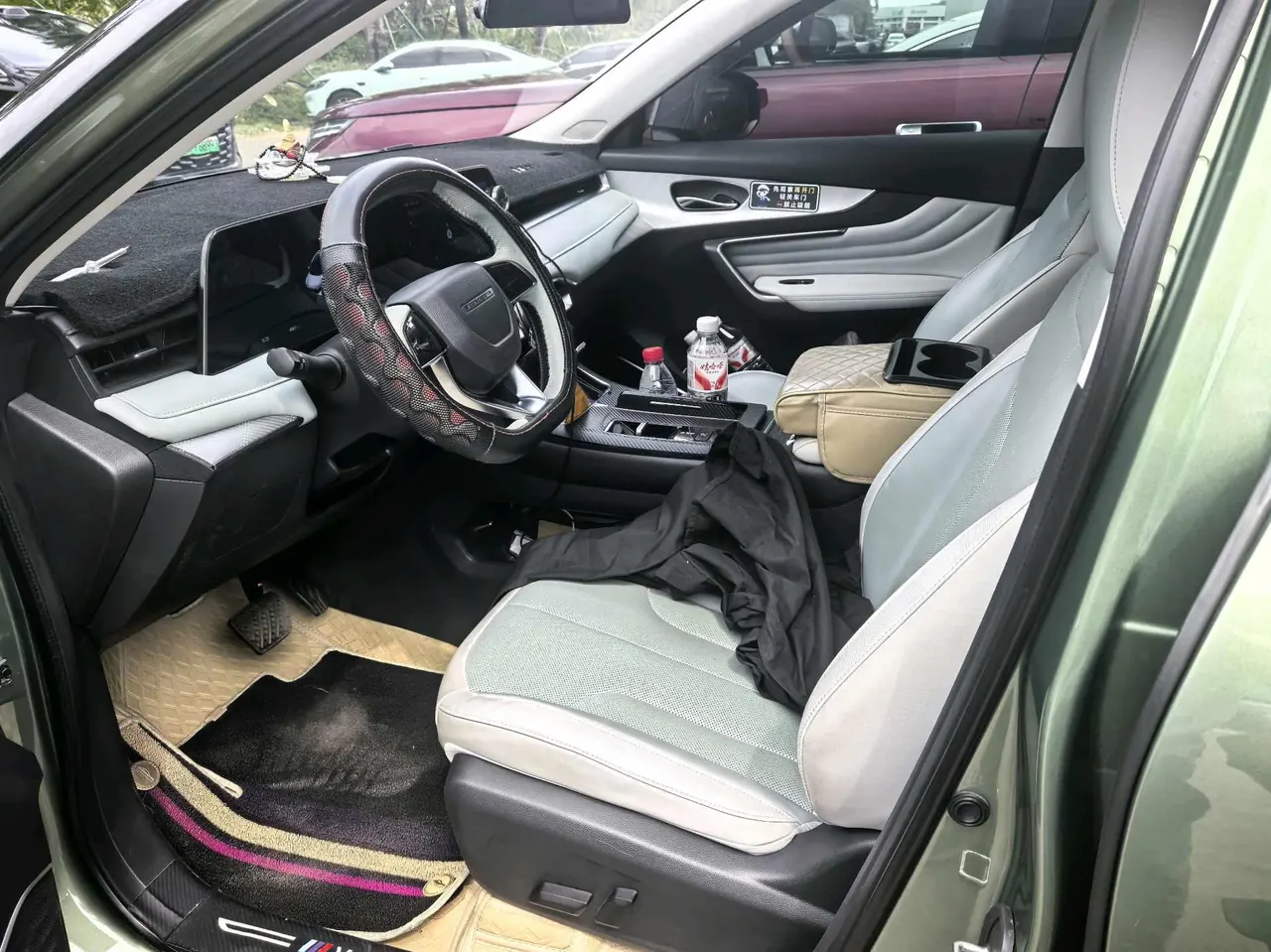 Venucia 2023 large V DD-i super hybrid 1.5T stepless 110km iT version automatic gear 3