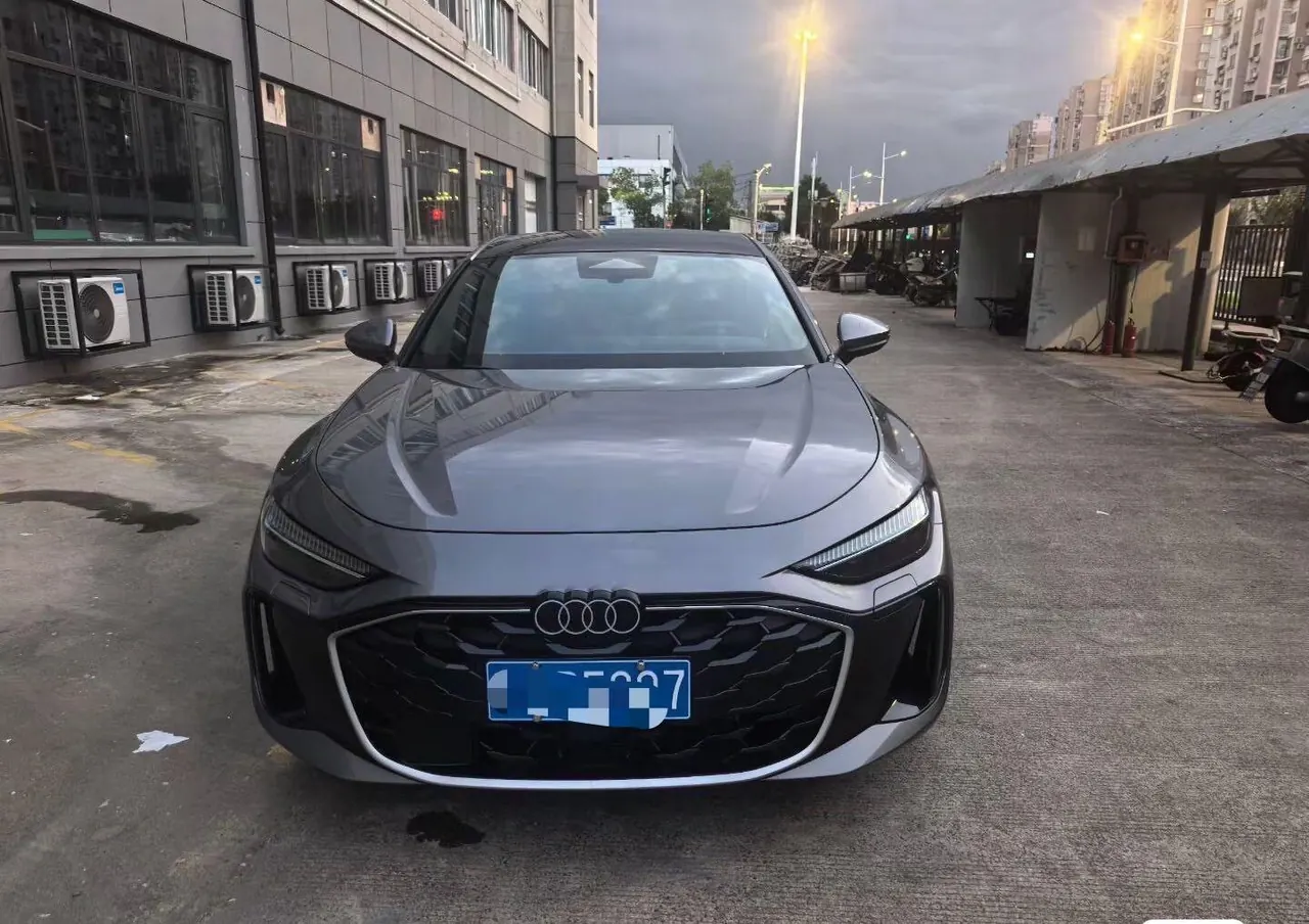 Open image lightbox: Audi 2026 A5L 2.0T Sport Plus Automatic