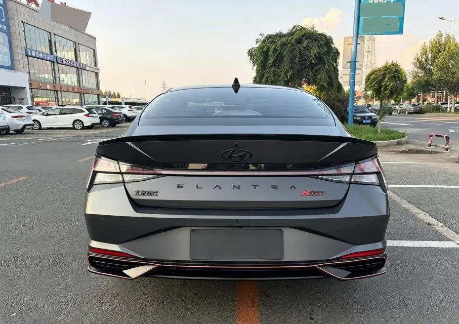Hyundai 2022 Elantra-Sanxiang 1.5 Stepless 20th Anniversary Automatic Gear 3