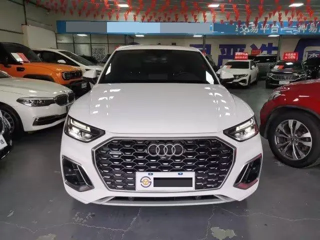 Audi 2022 Q5L Sportback 2.0TFSI 40TFSI RS kit burning speed automatic gear 4