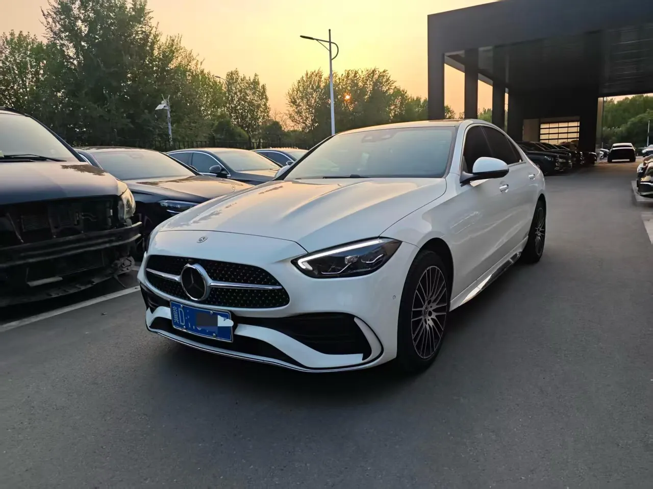 Mercedes Benz Class C 2026 C 260 L 48V 2.0T Sports Edition Automatic Gear - View 1