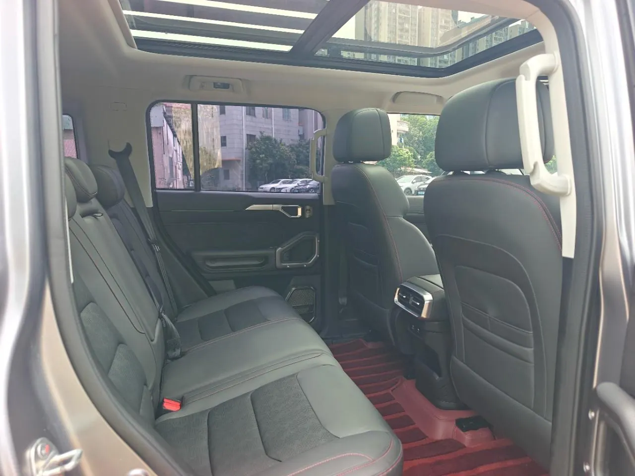 Jetour 2023 Traveler 2.0T Four-wheel Drive Conquers Automatic Gear 7