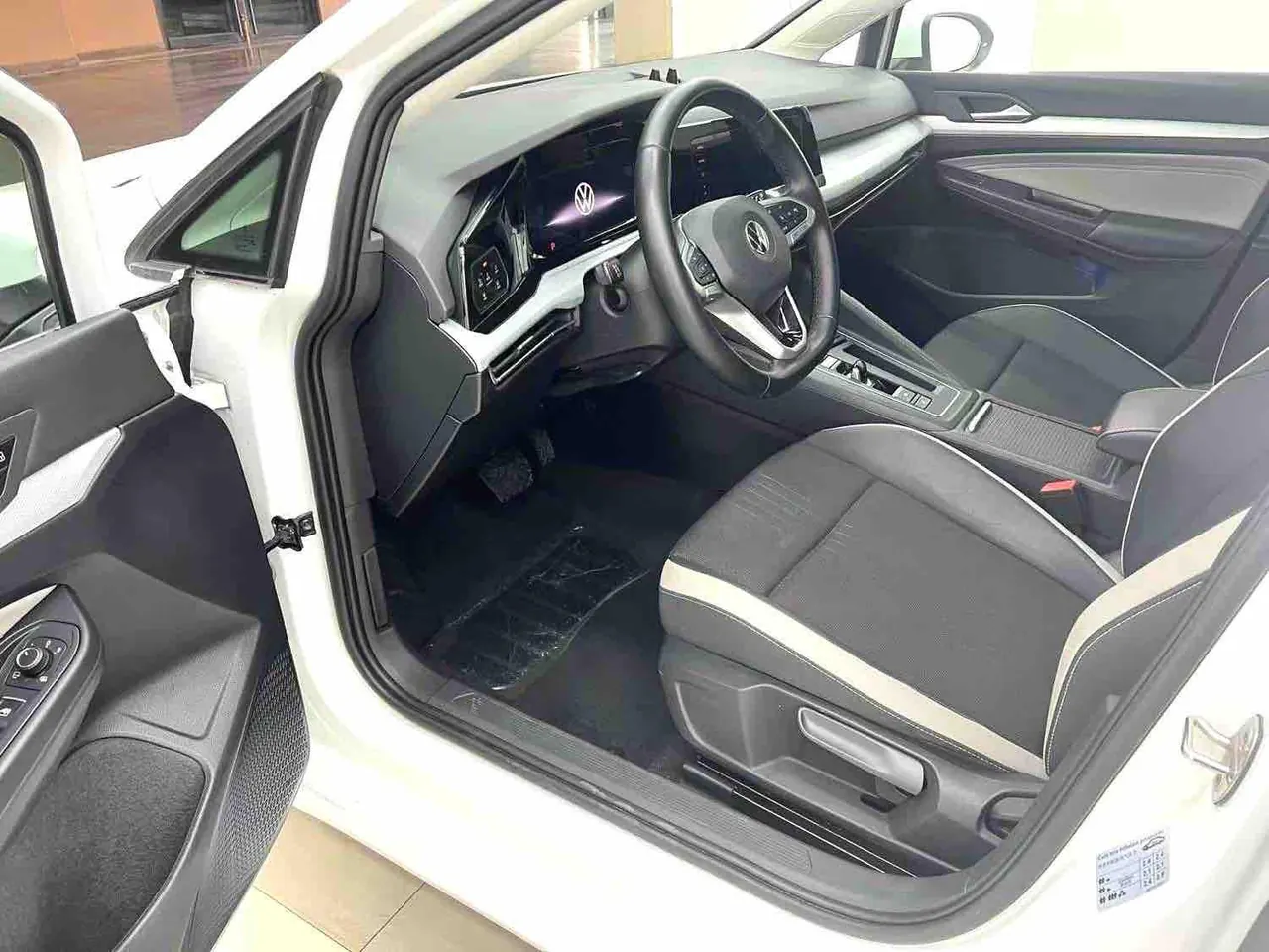 Volkswagen 2021 Golf 8 PRO 1.4TSI 280TSI Automatic 8