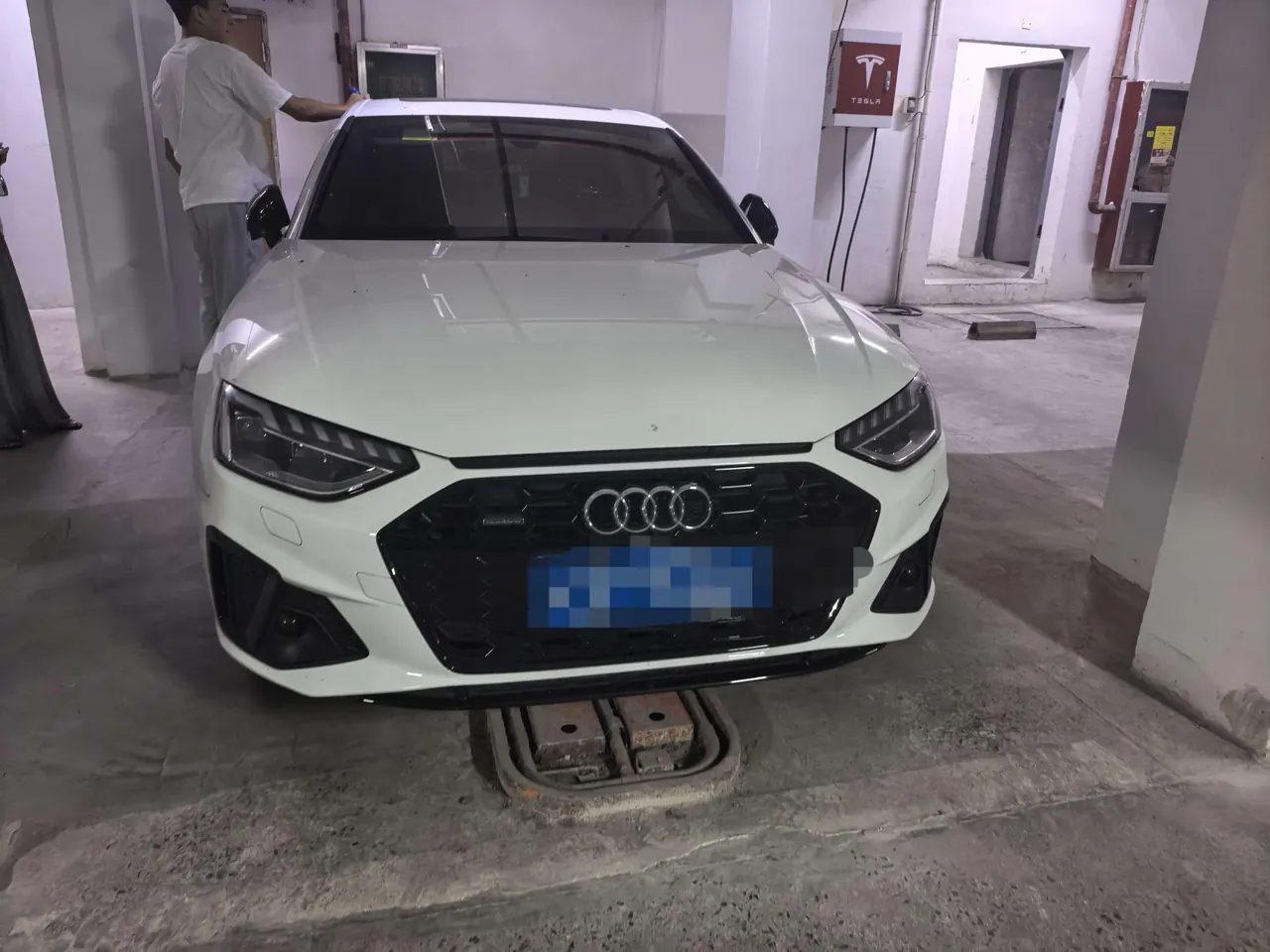 Audi 2022 A4L 2.0TFSI 45TFSI Quattro Selected Dynamic Automatic 3