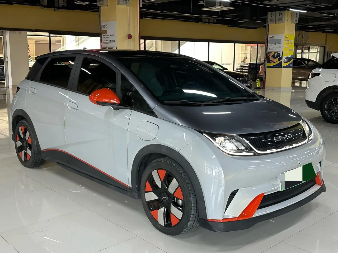 BYD 2021 Dolphins 401km Knight Edition Automatic Gear 3