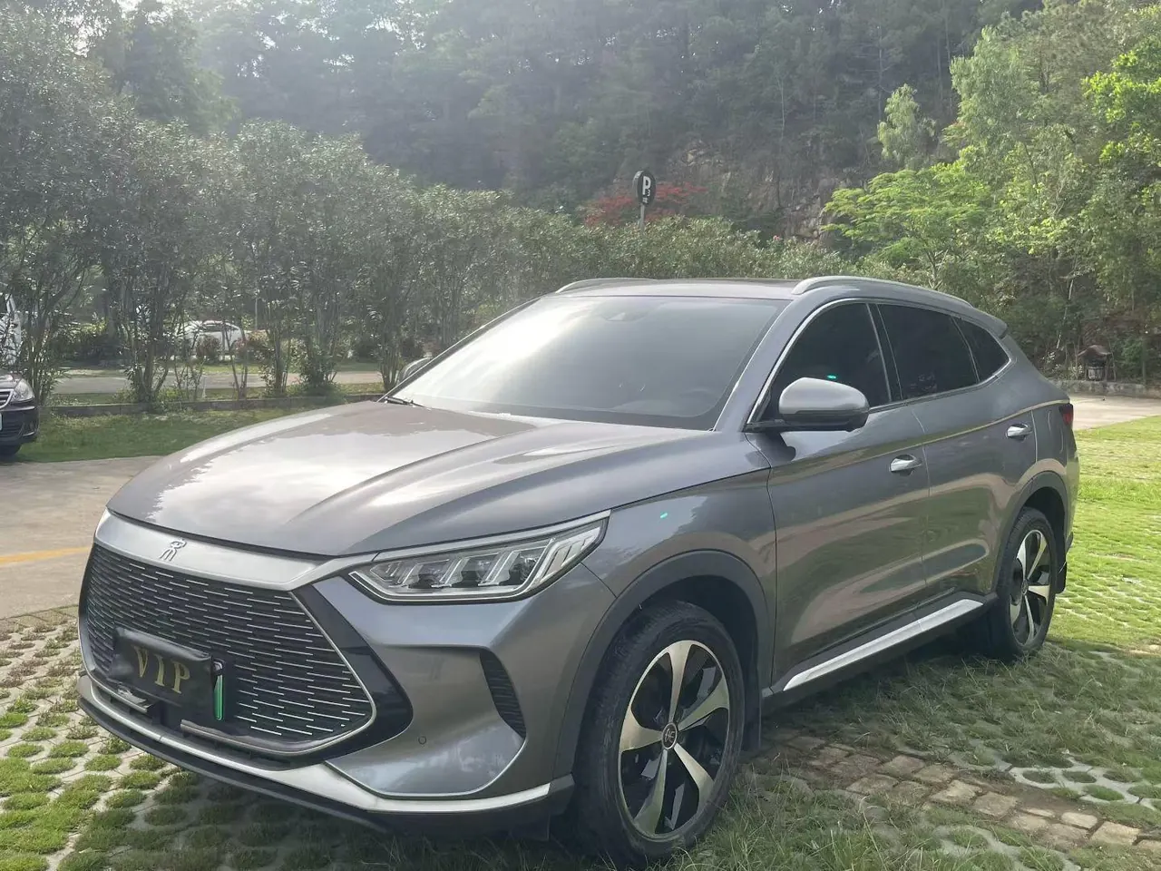 BYD Song PLUS New Energy 2021 Song PLUS DM-i 1.5 Stepless 110KM Flagship PLUS Automatic Gear - View 1