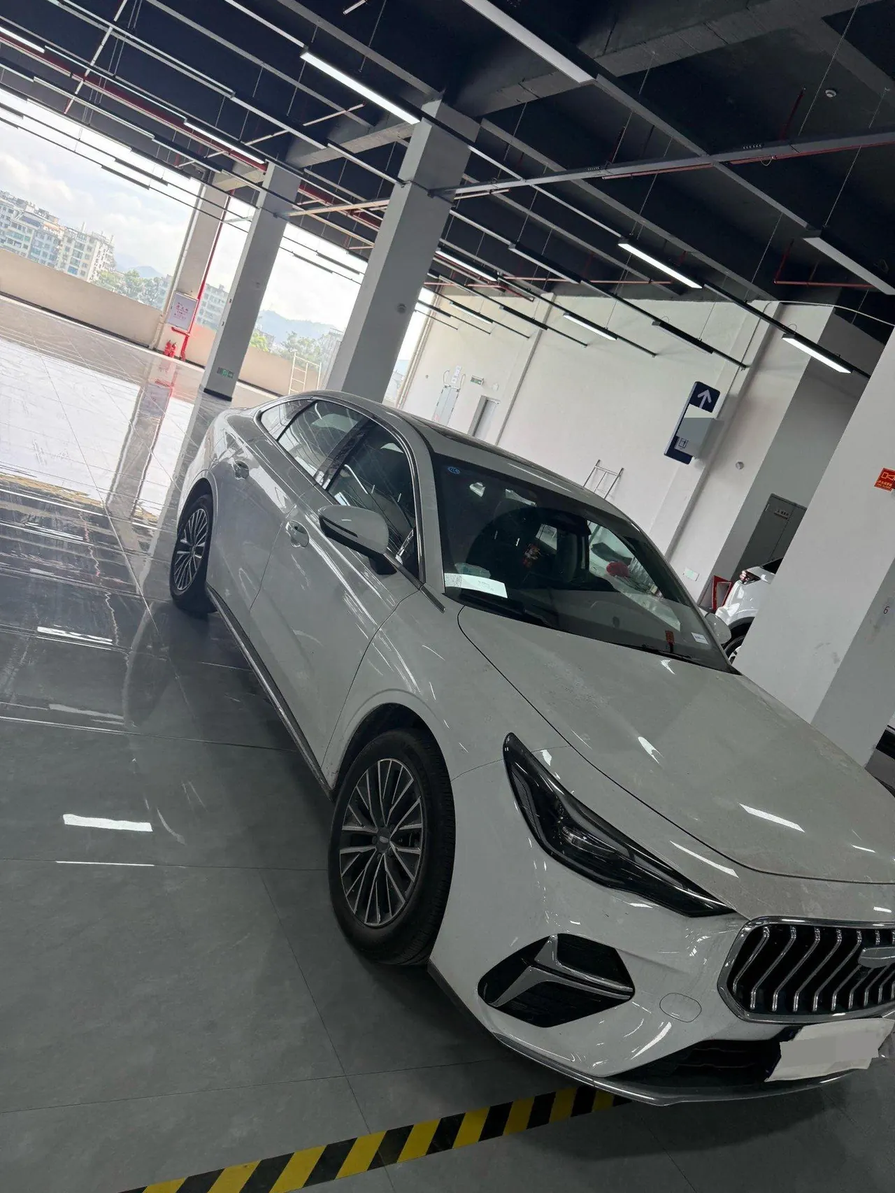 Geely 2026 emgrand -3-compartment 1.5T honorable automatic gear 2