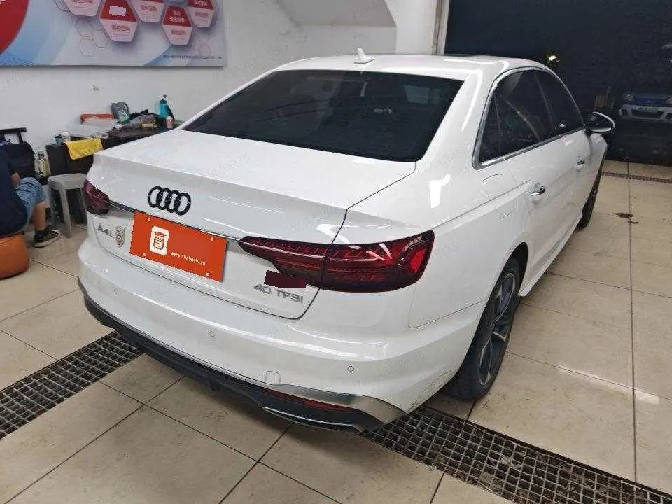 Audi 2022 A4L 2.0TFSI 40TFSI Fashion Dynamic Automatic 3