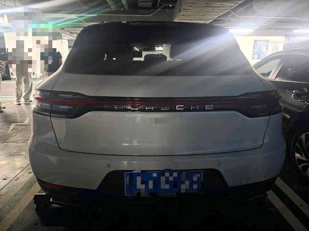 Porsche Macan (Imported) 2021 Macan 2.0T Automatic Gear 5