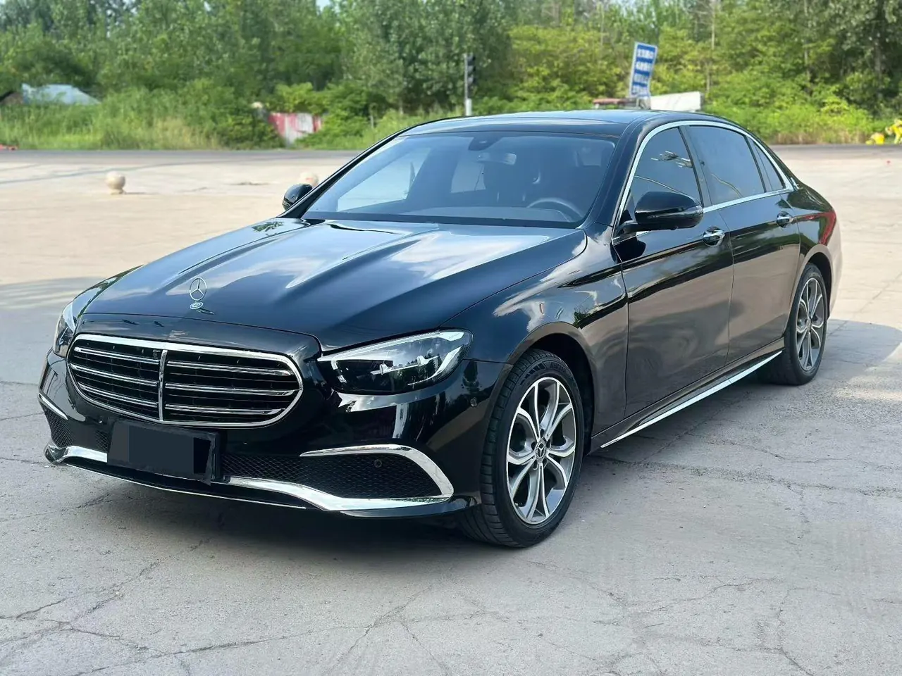 Mercedes Benz E Class 2021 E 300 L 2.0T Luxury Automatic Gear - View 1