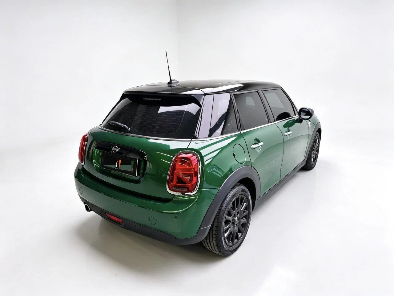 MINI Mini 5-Door (Imported) 2021 Mini Cooper 1.5T Classic Auto 4
