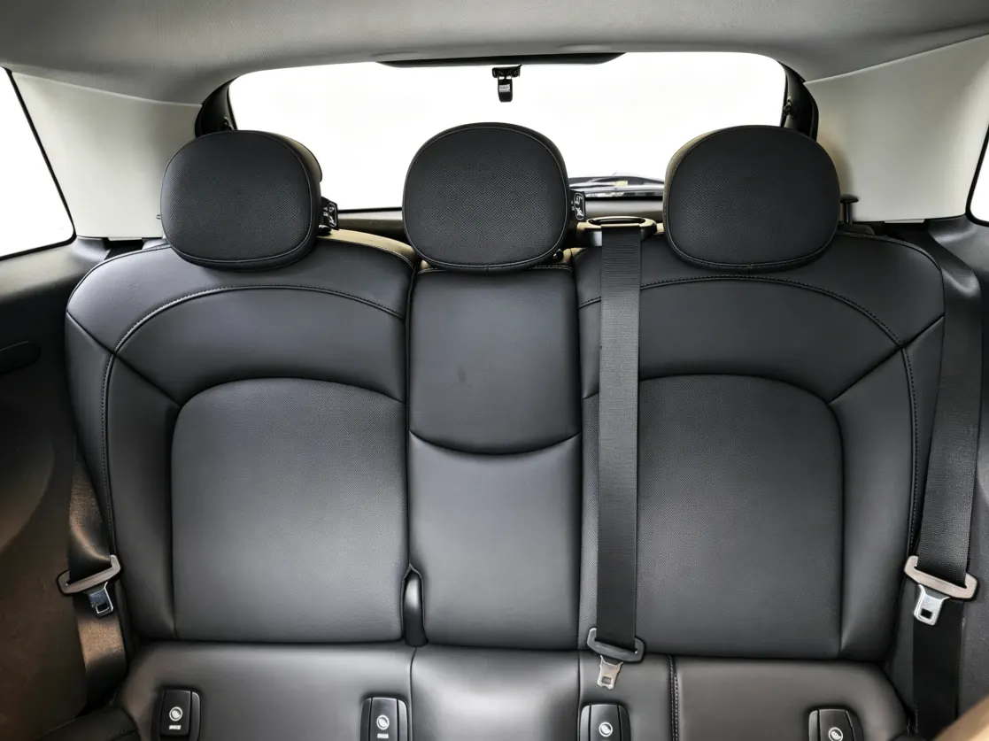 MINI Mini 5-Door (Imported) 2021 Mini Cooper 1.5T Classic Auto 9
