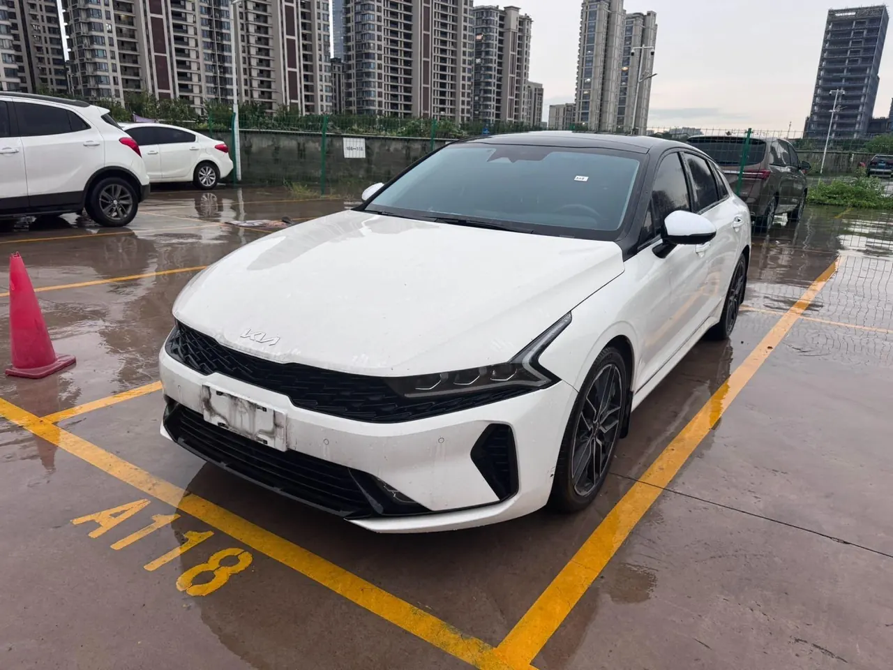 打开图片灯箱:Kia 2021 K5 Keku 2.0T 380T GT-Line Rejuvenation New Edition Automatic Gear