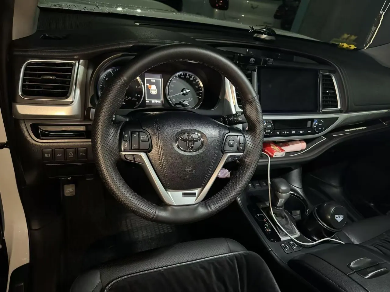 Toyota 2021 Highlander 2.0T 4-wheel drive Premium Edition 7-seat Automatic Gear 4