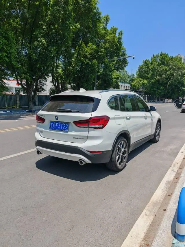 BMW 2021 X1 sDrive25Li 2.0T Leading Automatic Gear 7