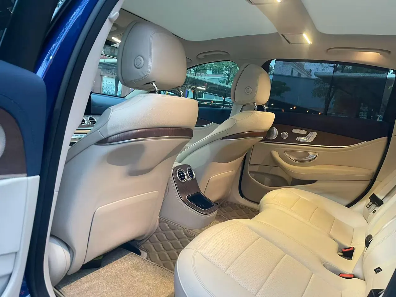 Mercedes Benz E Class 2021 E 300 L 2.0T Sports Luxury Automatic Gear 4